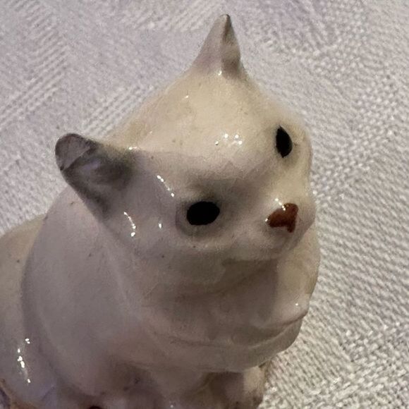 Hagen-Renaker Micro Ceramic White Cat Figurine 1981 COLLECTIBLE HARD TO FIND. - Picture 7 of 12